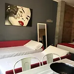 Happyhome 4 Posti Letto アパート リヴァローロ・カナヴェーゼ
