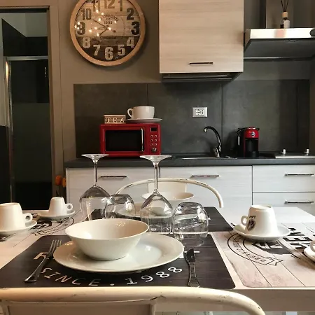 Apartman Happyhome 4 Posti Letto Rivarolo Canavese