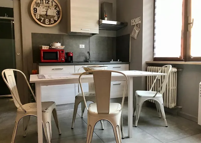 Happyhome 4 Posti Letto * リヴァローロ・カナヴェーゼ